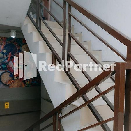 We Stay Residence Redpartner Surabaya Exterior foto