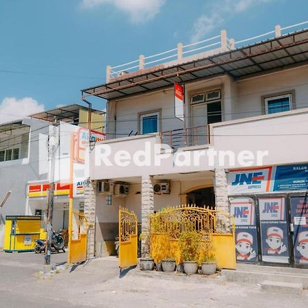 We Stay Residence Redpartner Surabaya Exterior foto
