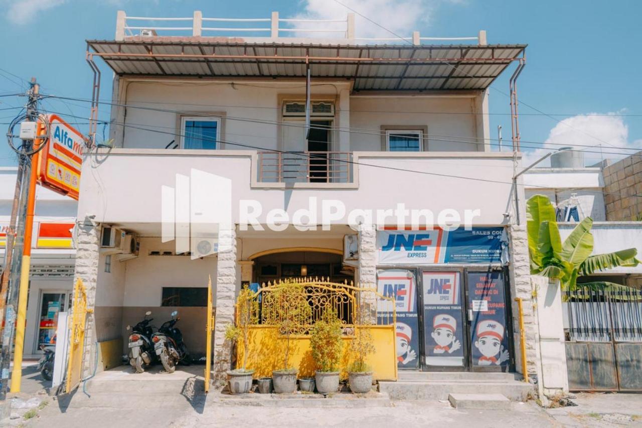 We Stay Residence Redpartner Surabaya Exterior foto