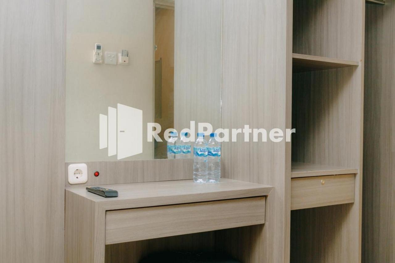We Stay Residence Redpartner Surabaya Exterior foto