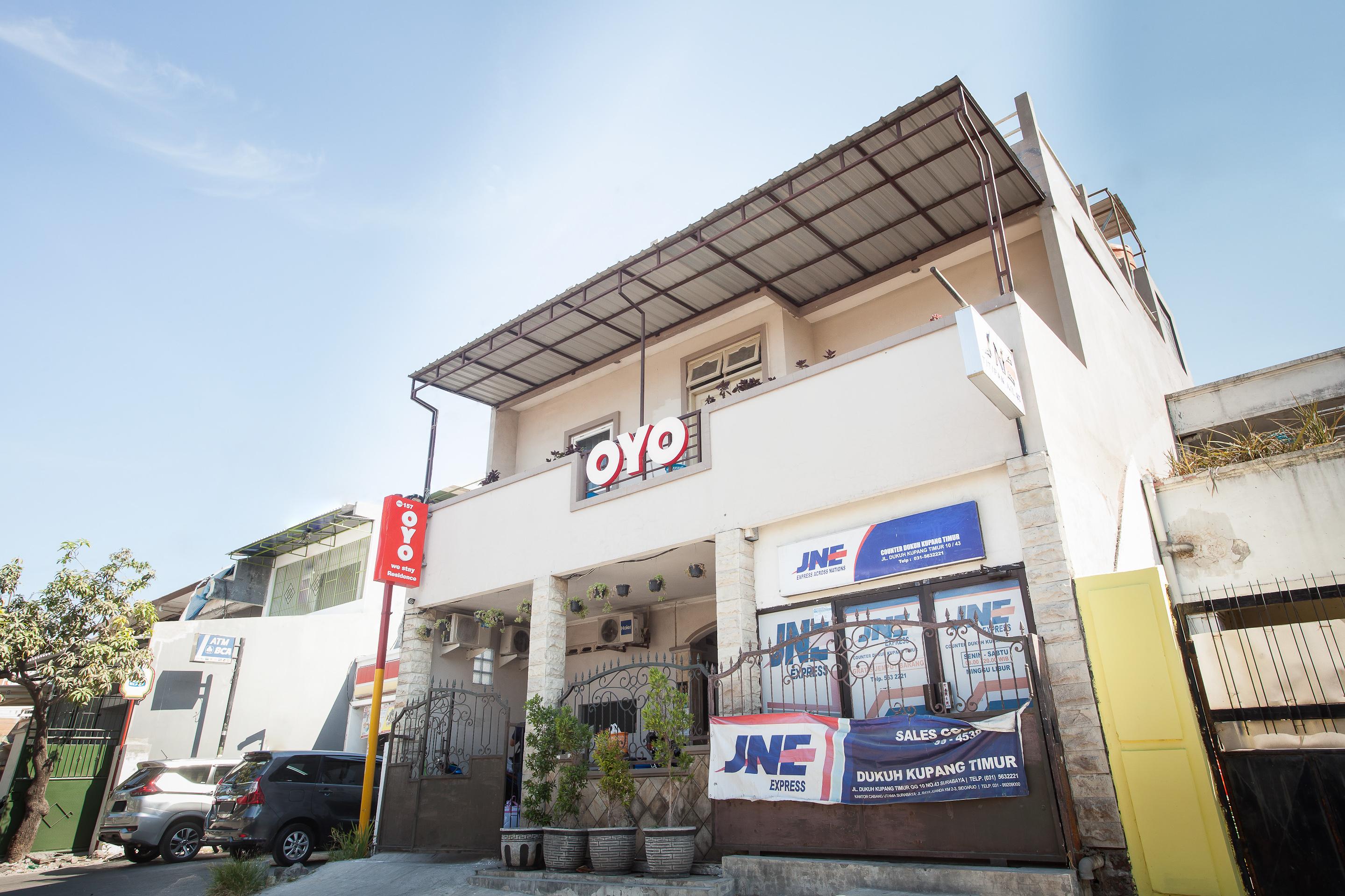 We Stay Residence Redpartner Surabaya Exterior foto